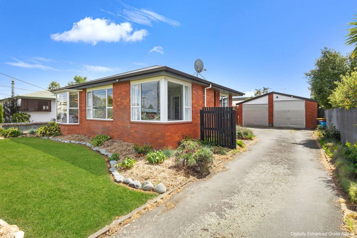 45 George Street, Geraldine - Carousel 2