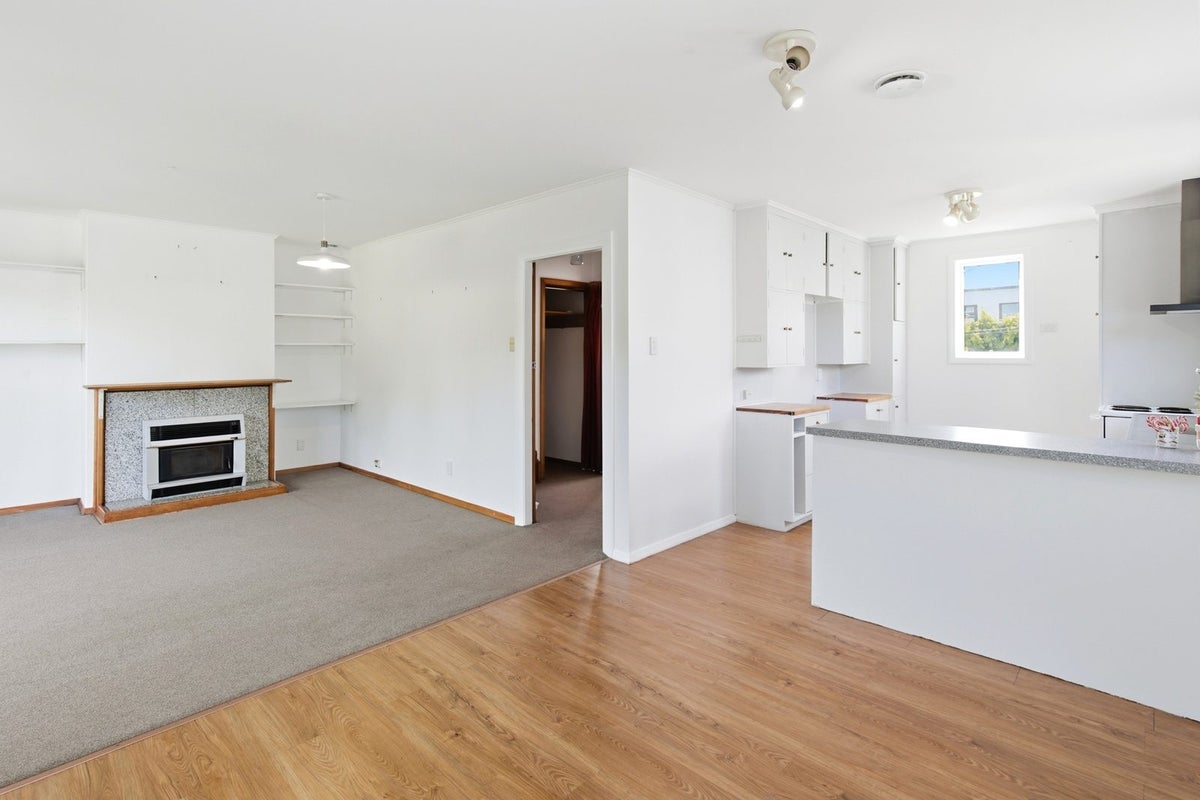 5 Takatimu Way, Johnsonville, Wellington - Carousel 1