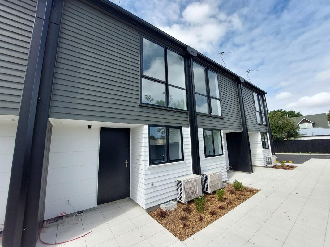 2/26 Grassmere Street, Papanui, Christchurch - Carousel 1
