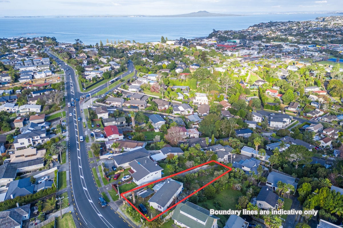 70 Carlisle Road, Browns Bay, Auckland - Carousel 14