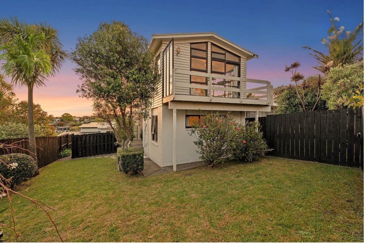3/15 Bermuda Road, St Heliers, Auckland - Carousel 1