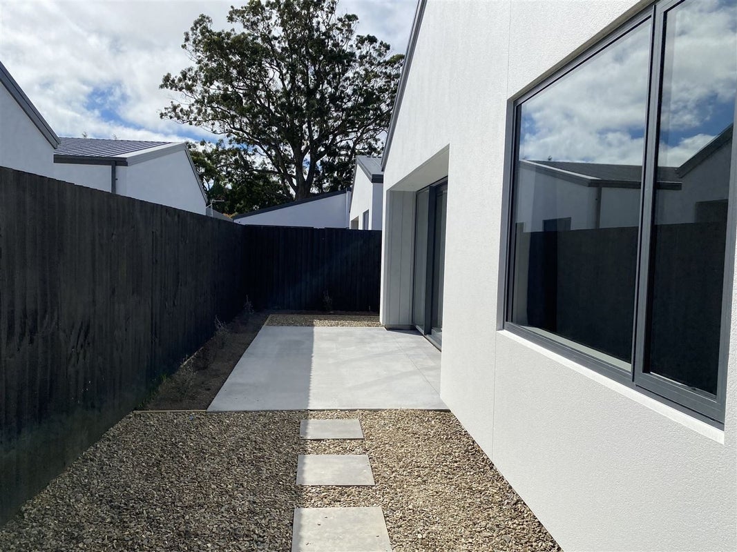 6 Manakura Street, Avonhead, Christchurch - Carousel 17