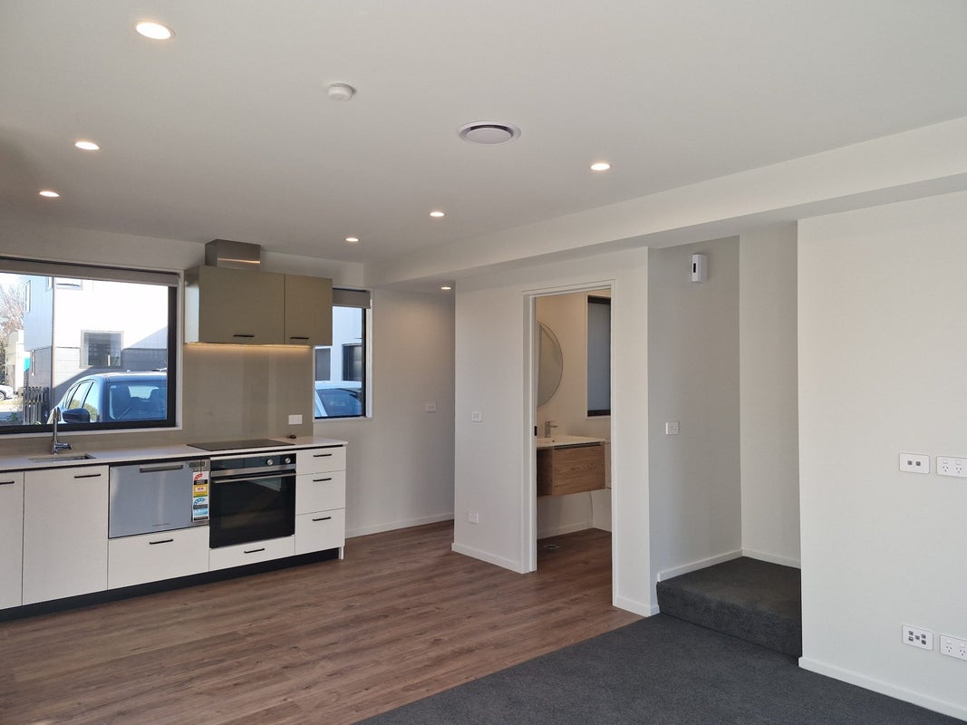 7/474 Barrington Street, Addington, Christchurch - Carousel 2