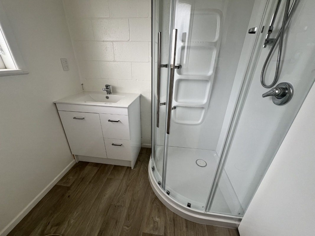 3/69 May Street, Hamilton East, Hamilton - Carousel 4