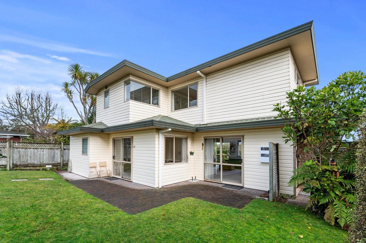 2/26 Ngamotu Road, Taupo, Taupo - Carousel 2