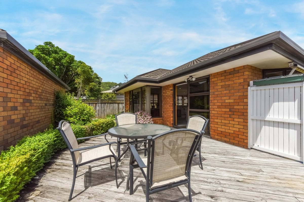 1/57 Grove Street, The Wood, Nelson - Carousel 2
