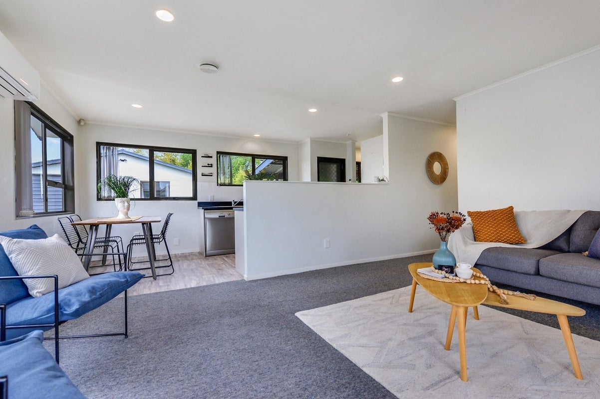 11 Wha Street, Frankton, Hamilton - Carousel 2