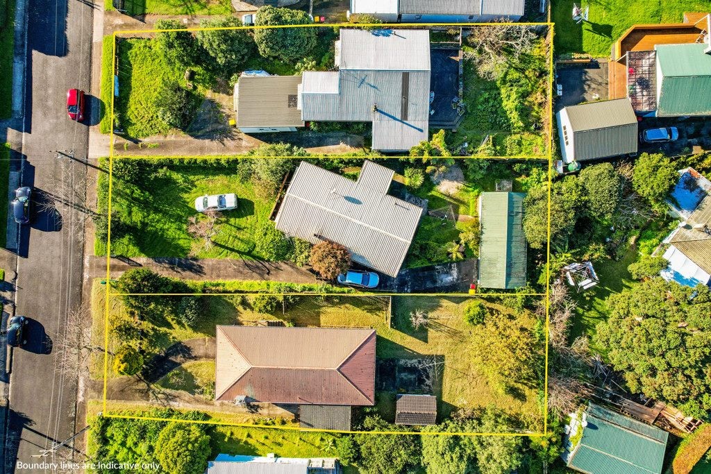 32 Sullivan Avenue, Mangere Bridge, Auckland - Carousel 1
