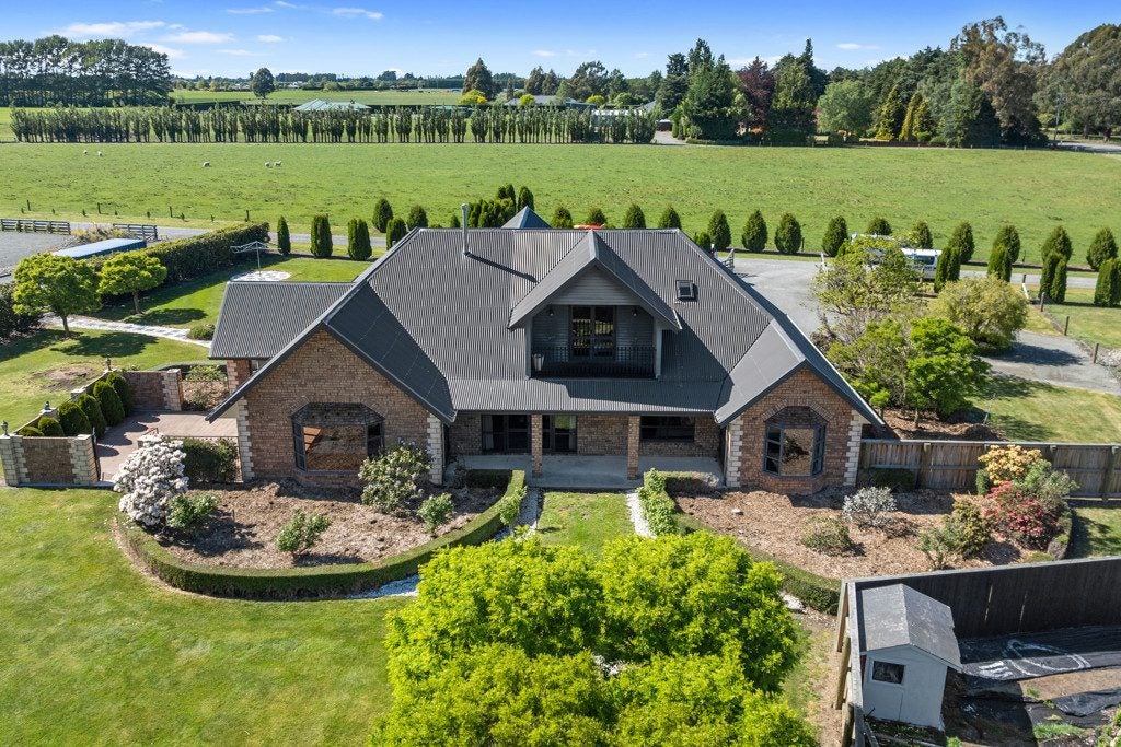 123 Albert Street, Elgin, Ashburton - Carousel 2