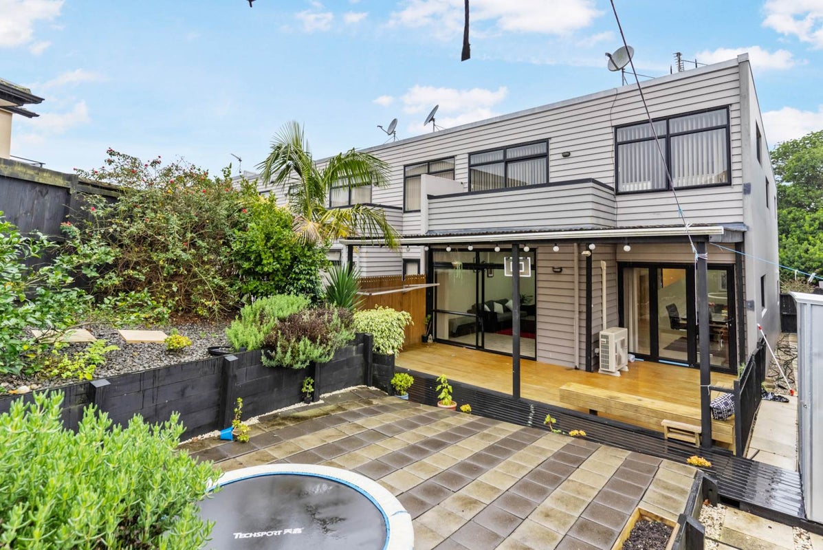 53 Norwood Drive, Flat Bush, Auckland - Carousel 1