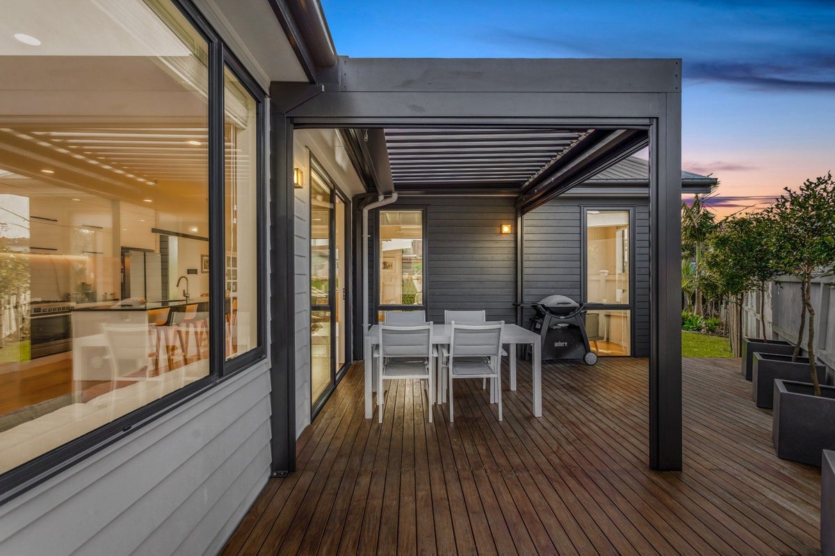 3 Keel Street, Long Bay, Auckland - Carousel 1