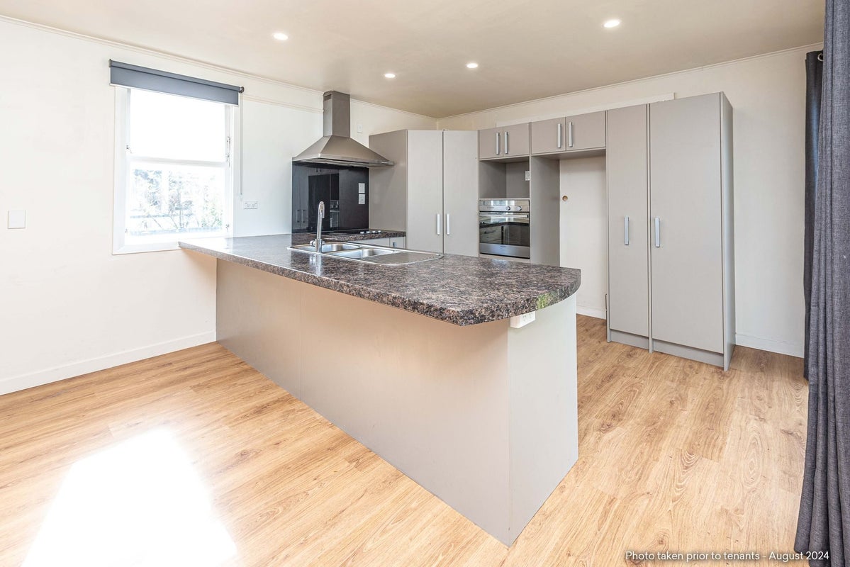 46 Surrey Road, Springvale, Whanganui - Carousel 2