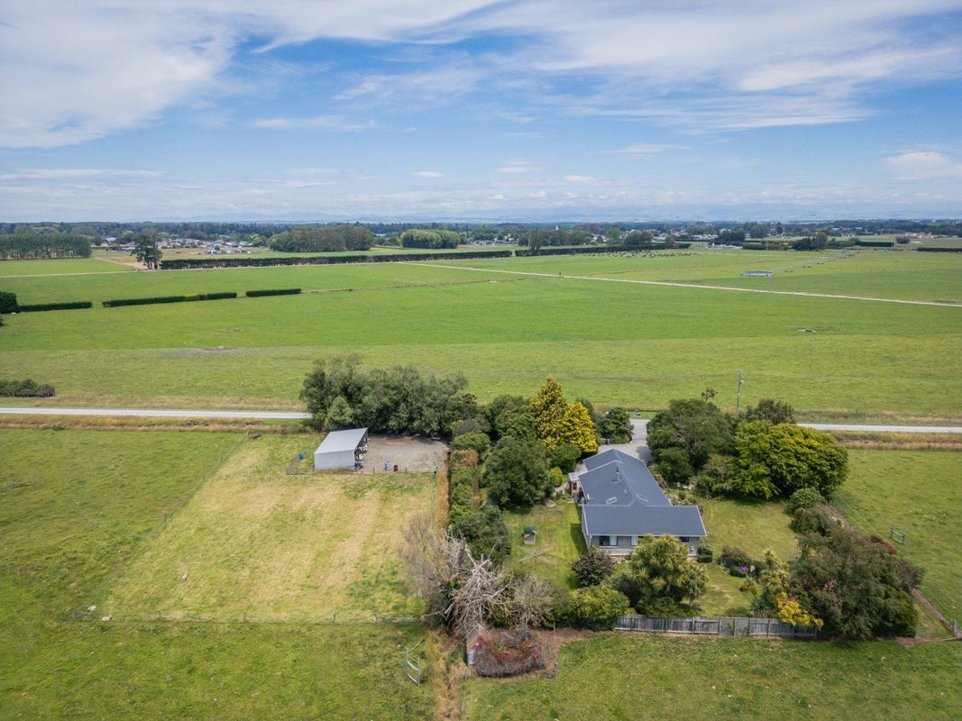 246 Middleswamp Road, Milford, Temuka - Carousel 24
