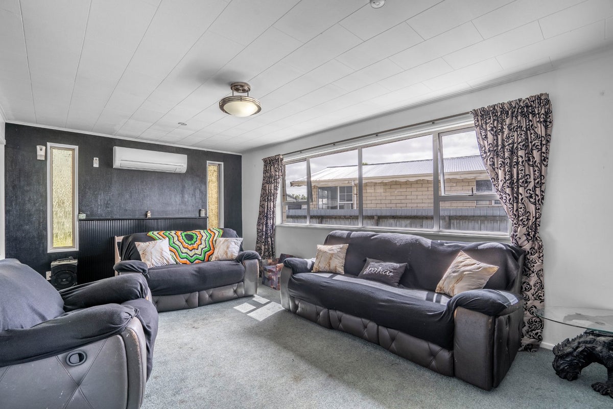 4 Maltby Street, Waikiwi, Invercargill - Carousel 2