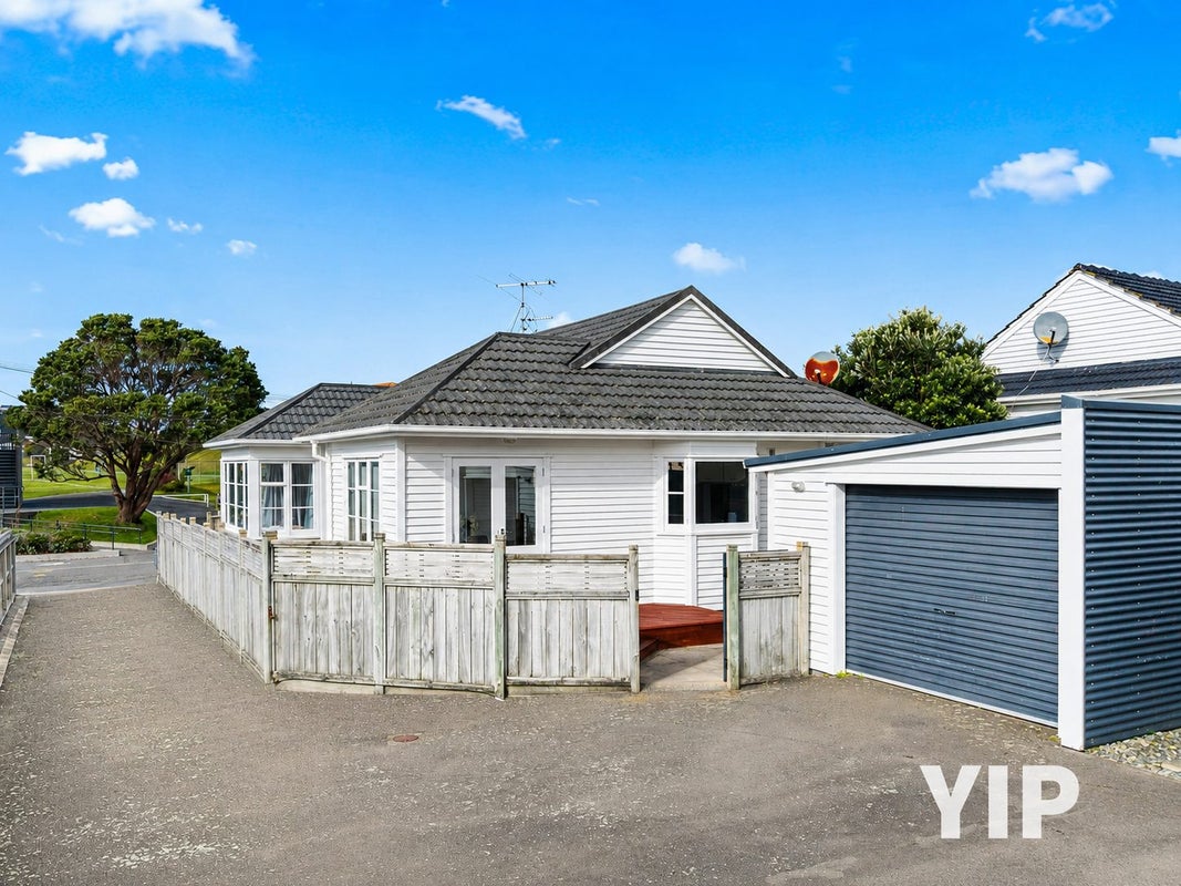 20 Bannister Avenue, Johnsonville, Wellington - Carousel 2