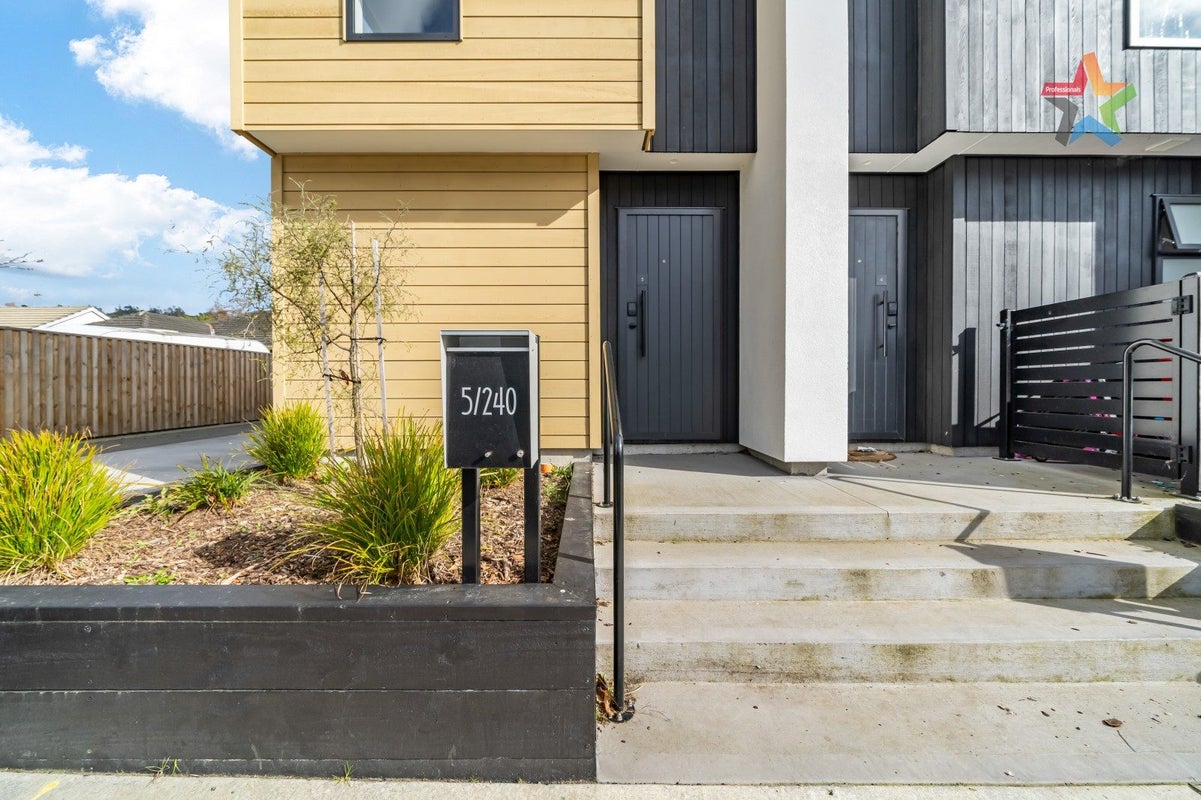 5/240 Stokes Valley Road, Stokes Valley, Lower Hutt - Carousel 20