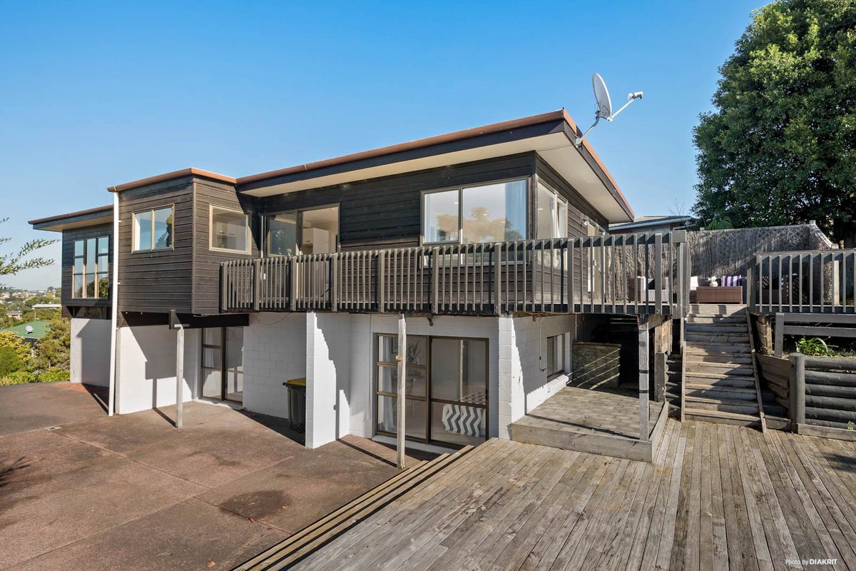 97 Glamorgan Drive, Torbay, Auckland - Carousel 2