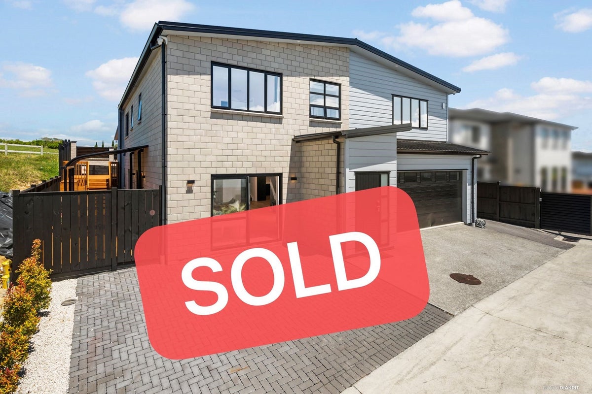 25 Kerekin Drive, Oteha, Auckland - Carousel 1