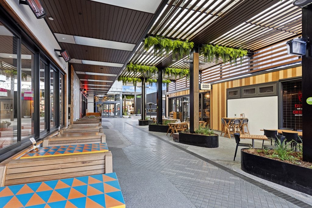 19 Matapihi Road, Mount Maunganui - Carousel 23
