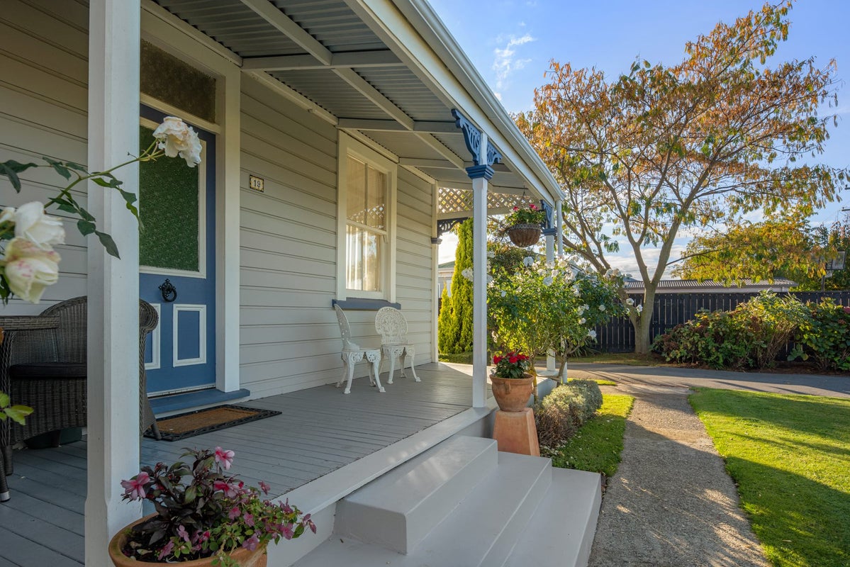19 Mowat Street, Springlands, Blenheim - Carousel 1