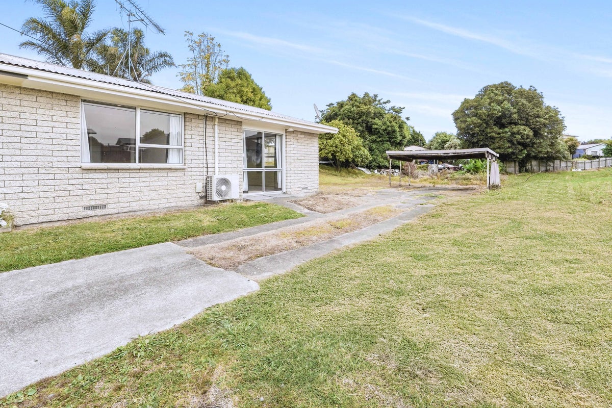 14B Anderson Road, Deanwell, Hamilton - Carousel 1