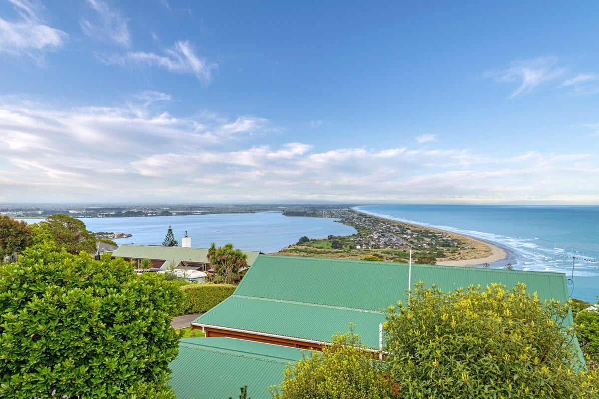 10B Panorama Road, Clifton, Christchurch - Carousel 26