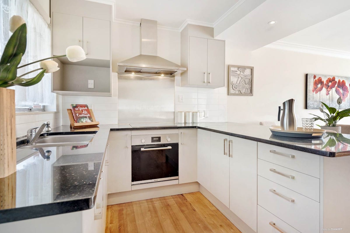 5B Matai Road, Greenlane, Auckland - Carousel 2