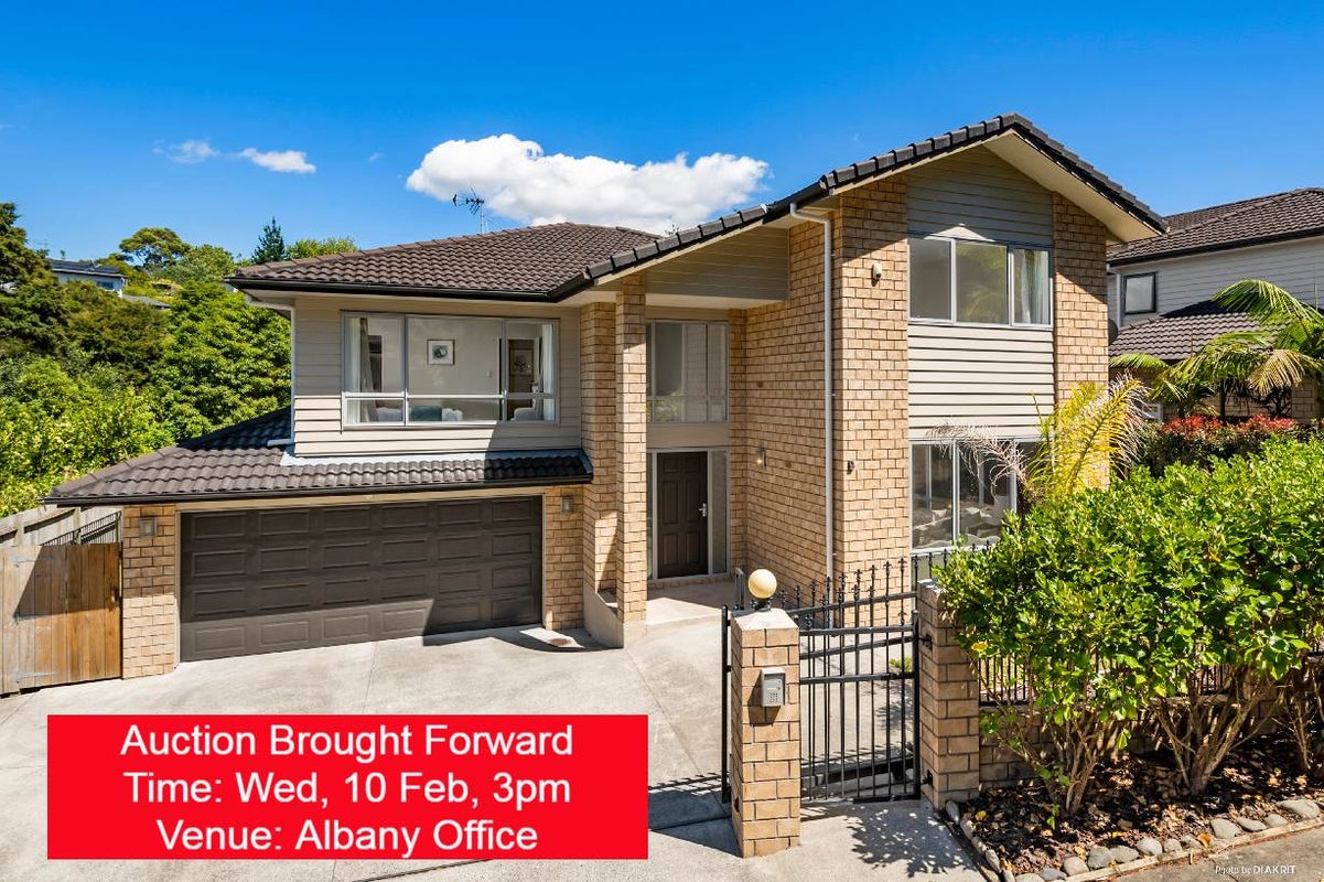 32 Hornbill Drive, Fairview Heights, Auckland - Carousel 1