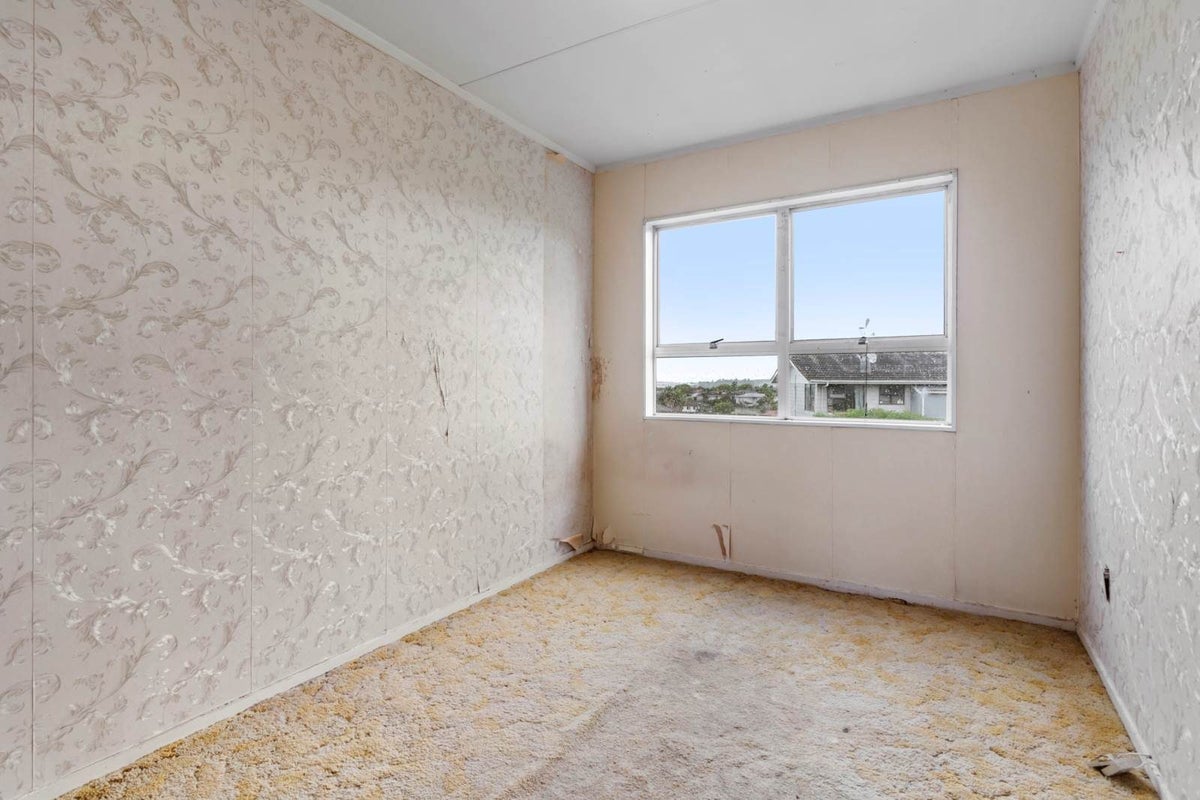 31 Matthews Road, Flat Bush, Auckland - Carousel 15