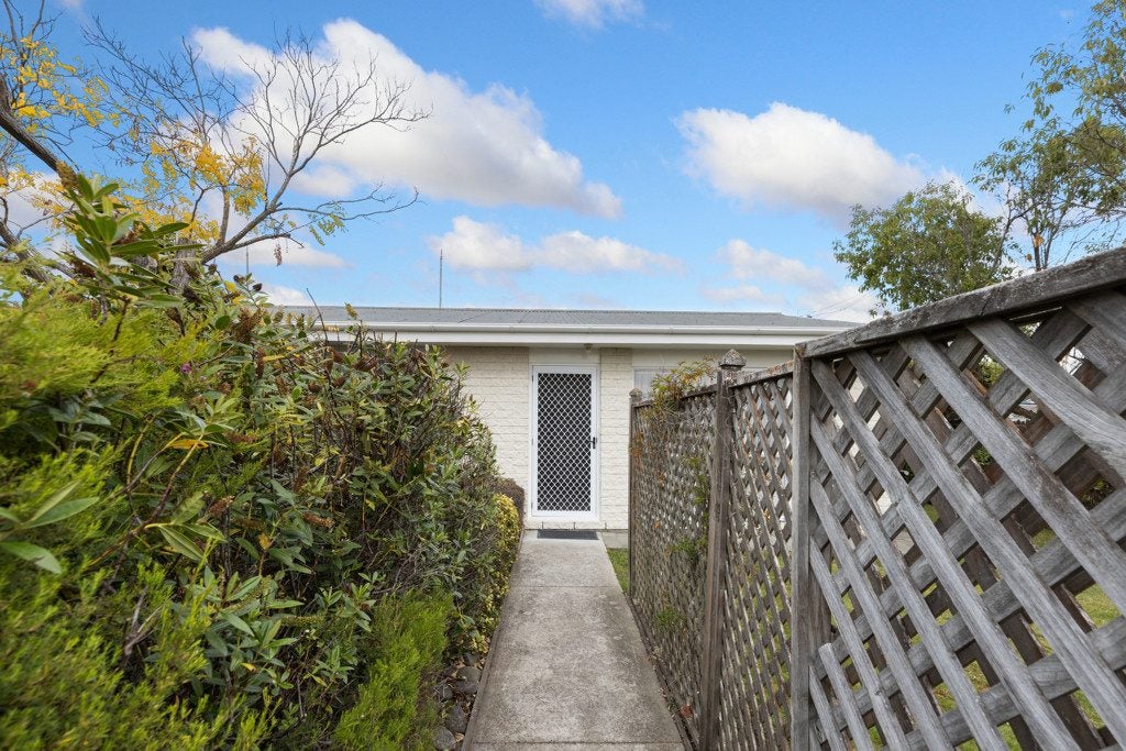 1/142 Geraldine Street, Edgeware, Christchurch - Carousel 1