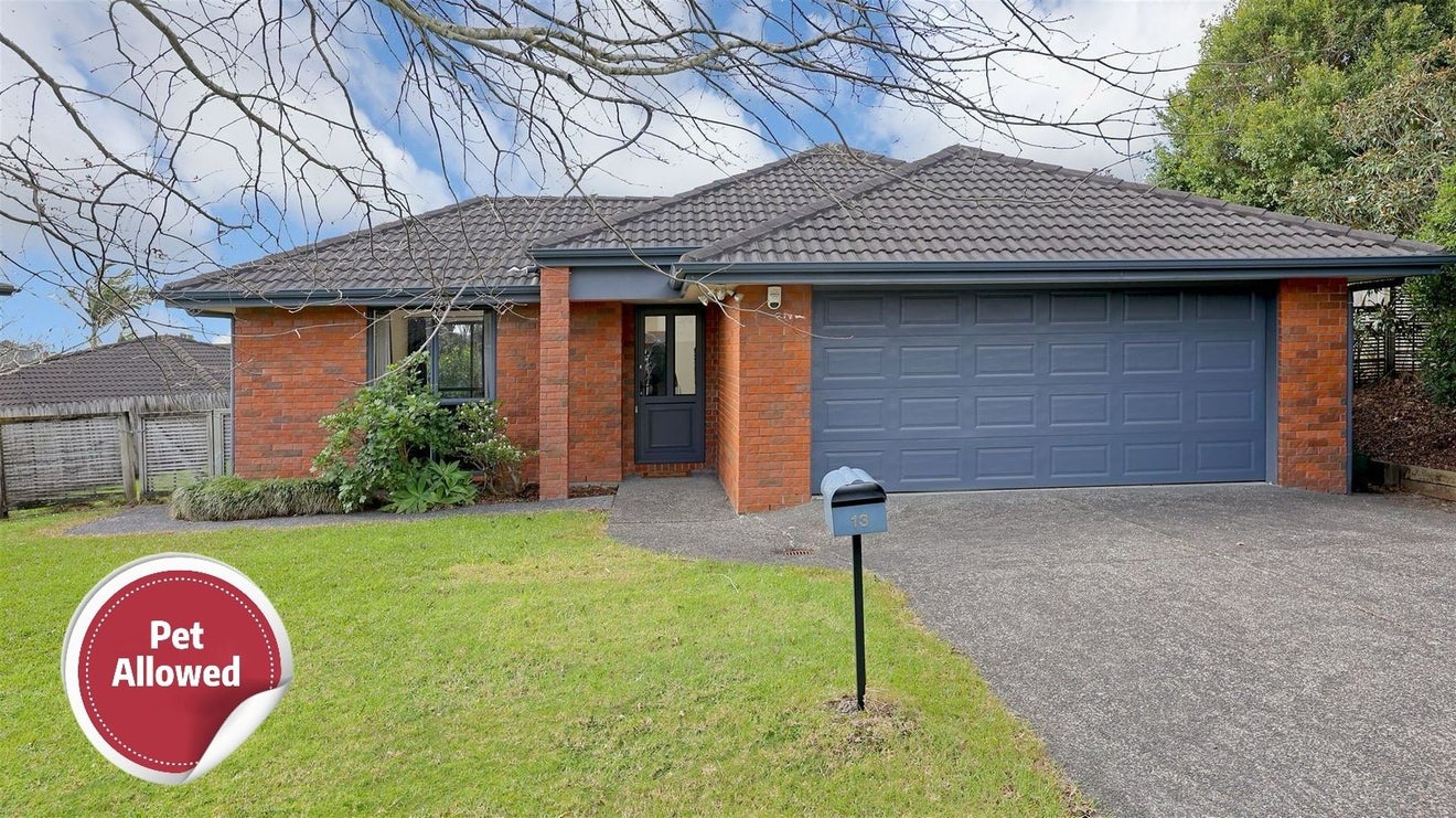 13 Lake Panorama Drive, Henderson, Auckland - Carousel 1