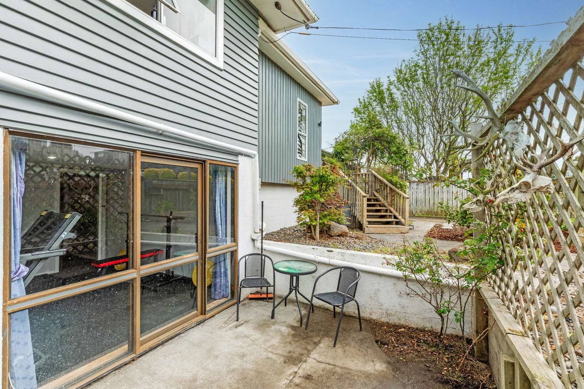 10 Broadhead Avenue, Tawhero, Whanganui - Carousel 2