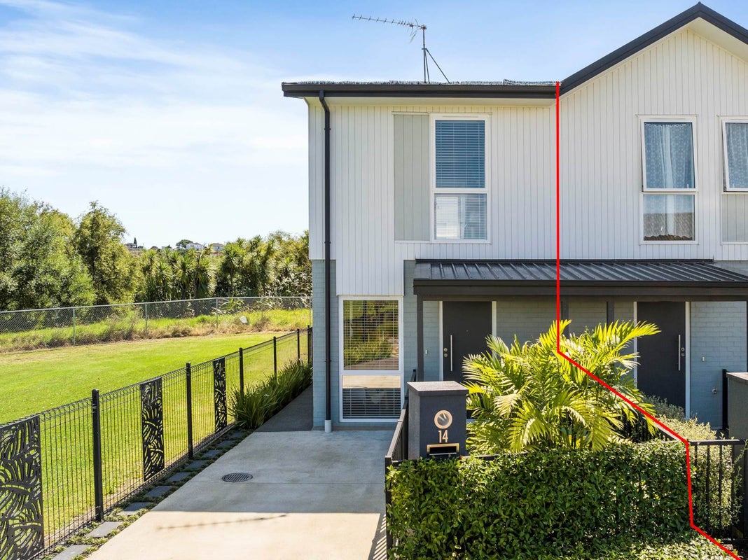 14 Vui Talitu Way, Glen Innes, Auckland - Carousel 1