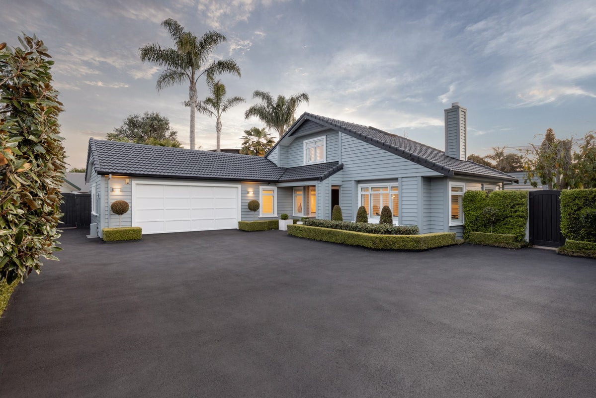 5 Inglewood Place, Bethlehem, Tauranga - Carousel 1