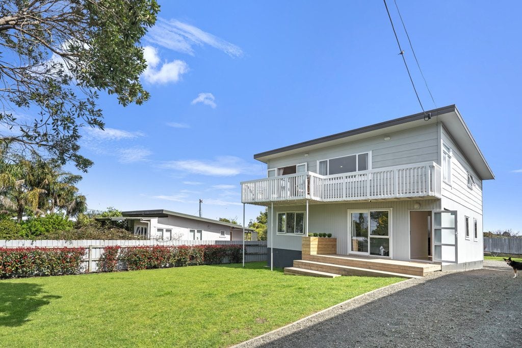 8 James Mcleod Road, Shelly Beach, Helensville - Carousel 1