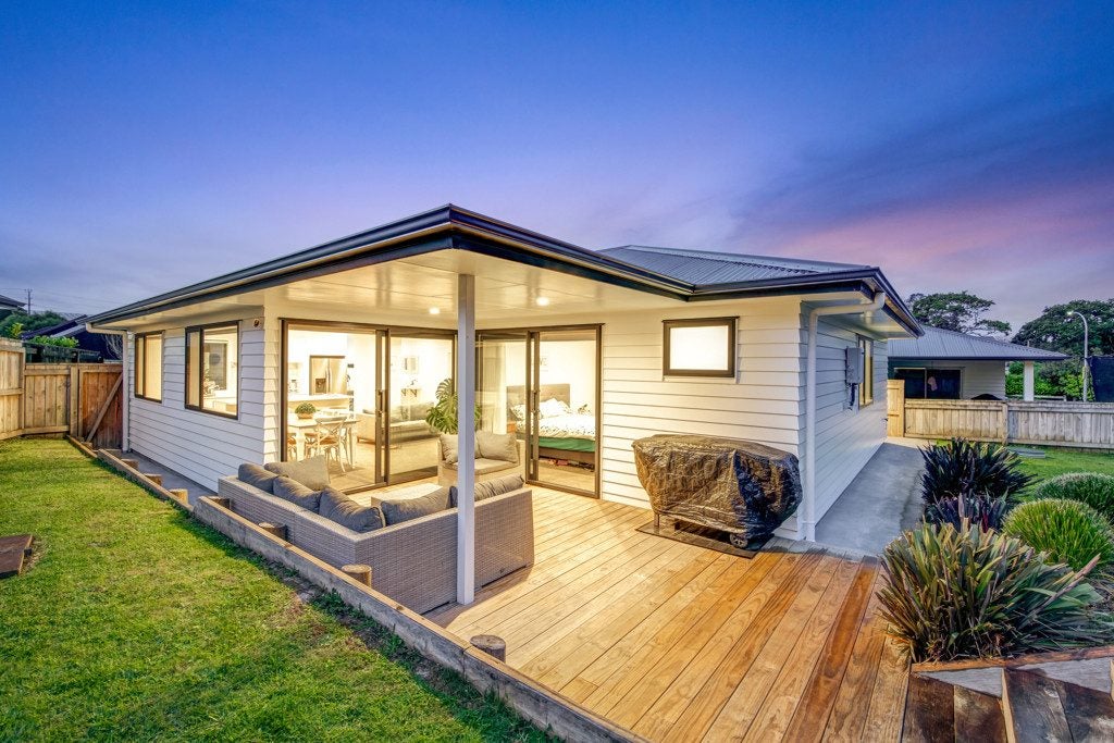 3 Magnolia Lane, Helensville - Carousel 1