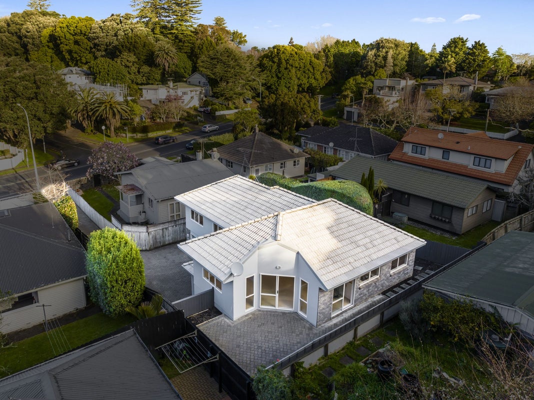 2/43 Hillsborough Road, Mount Roskill, Auckland - Carousel 2