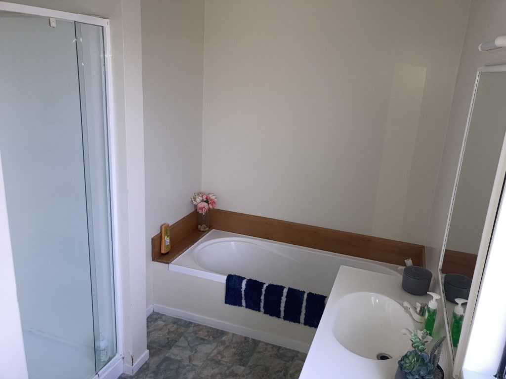 10 Amesbury Drive, Churton Park, Wellington - Carousel 12