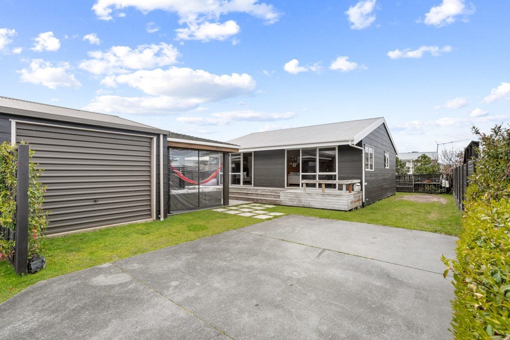 112B Barbara Avenue, Whangamata - Carousel 1