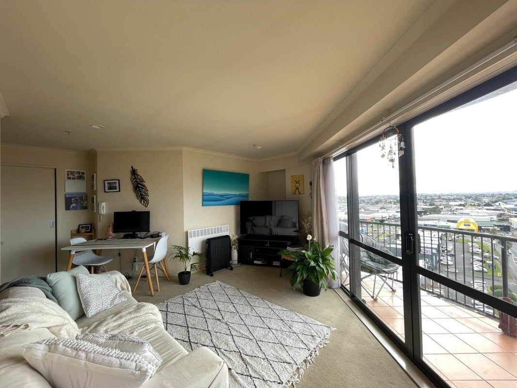 12G/18 Ronwood Avenue, Manukau, Auckland - Carousel 1