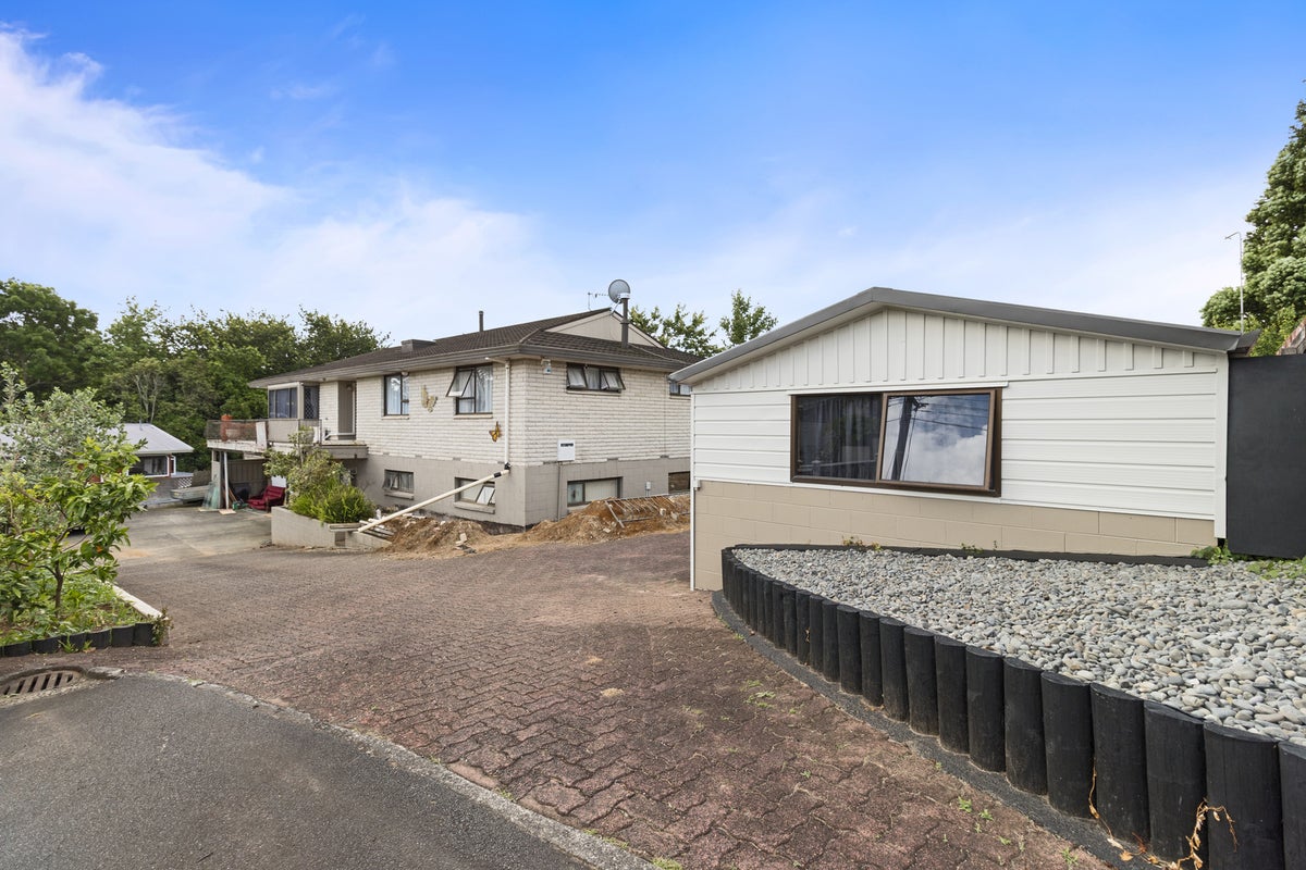 36 Houchens Road, Glenview, Hamilton - Carousel 2
