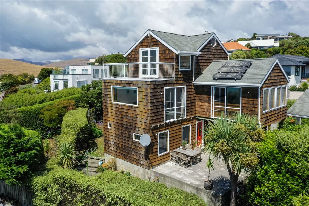 18 Godley Drive, Scarborough, Christchurch - Carousel 2