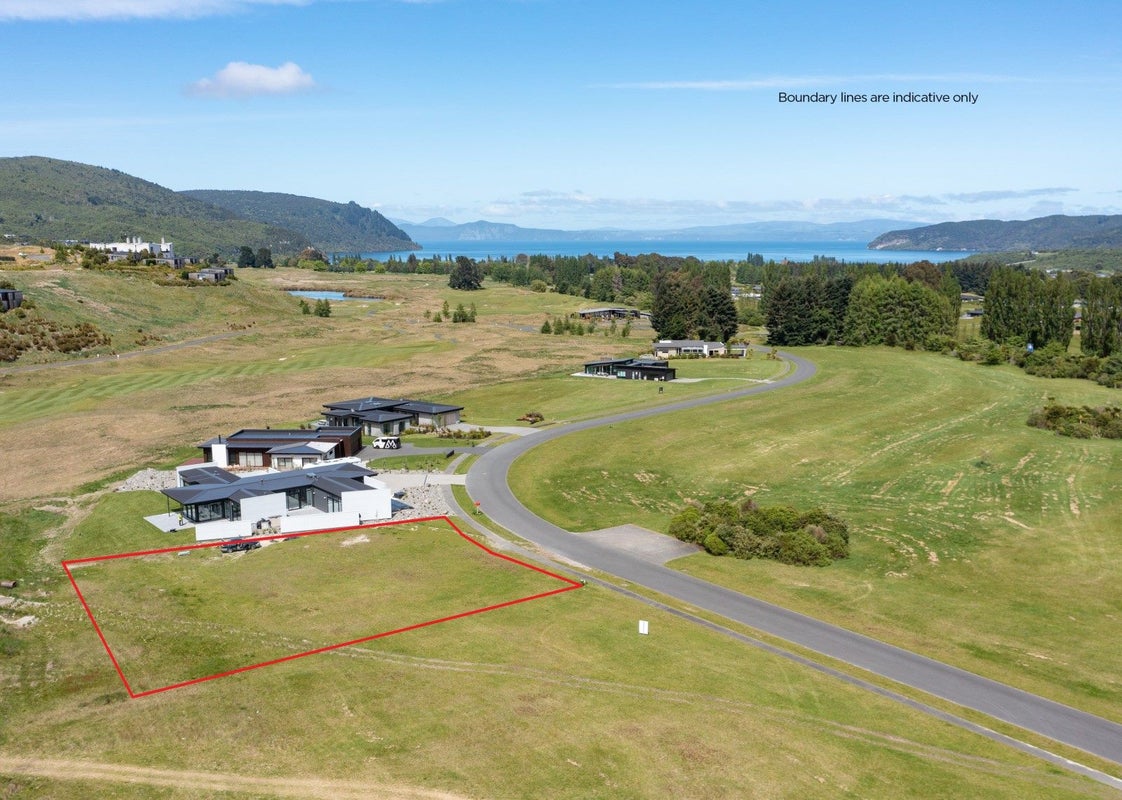 18 The Fairways, Kinloch, Taupo - Carousel 1