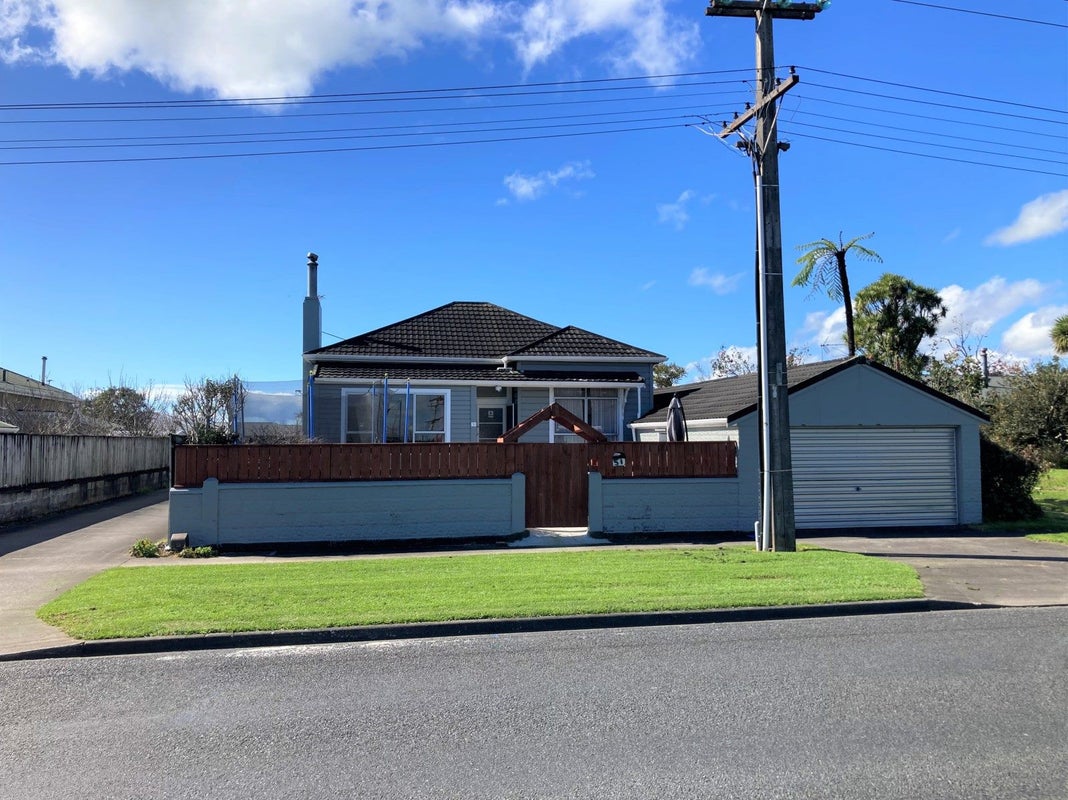 51 Princess Street, Waitara, Waitara - Carousel 1