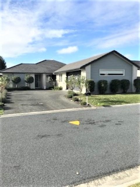 10 Saltwood Lane, Bethlehem, Tauranga - Carousel 1