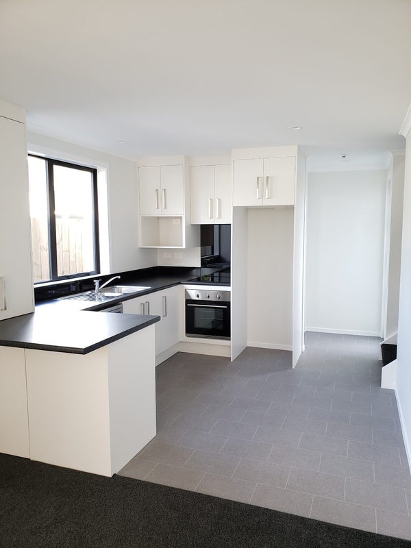 3/12 Beaumont Street, Hamilton East, Hamilton - Carousel 2