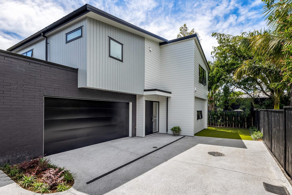 30C Pembroke Crescent, Glendowie, Auckland - Carousel 2