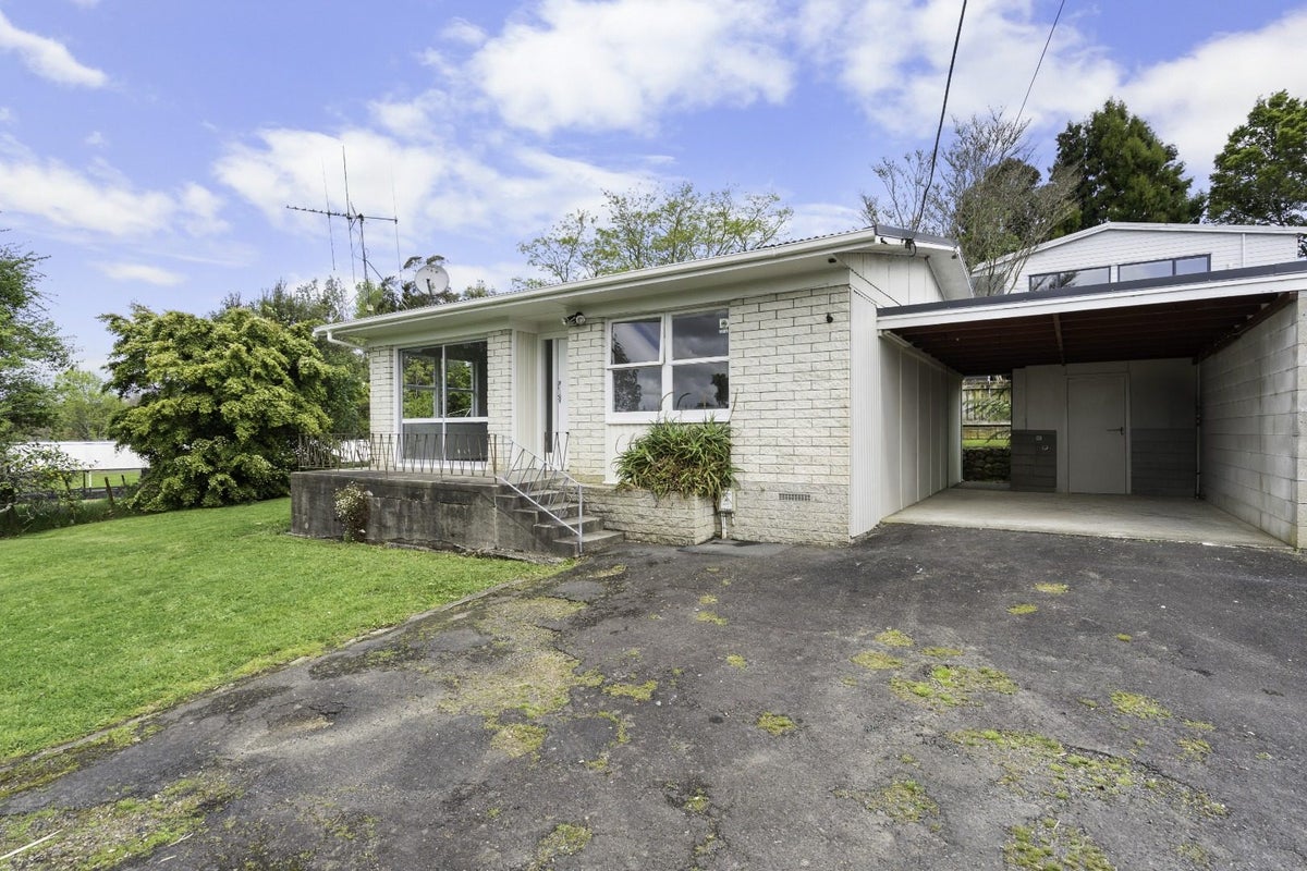 20 Acacia Crescent, Glenview, Hamilton - Carousel 11
