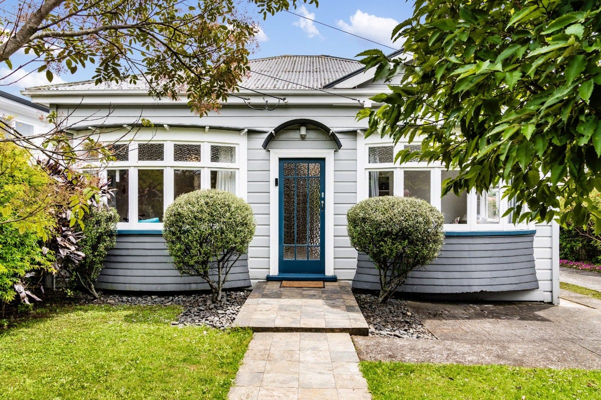130 Trafalgar Street, Onehunga, Auckland - Carousel 1