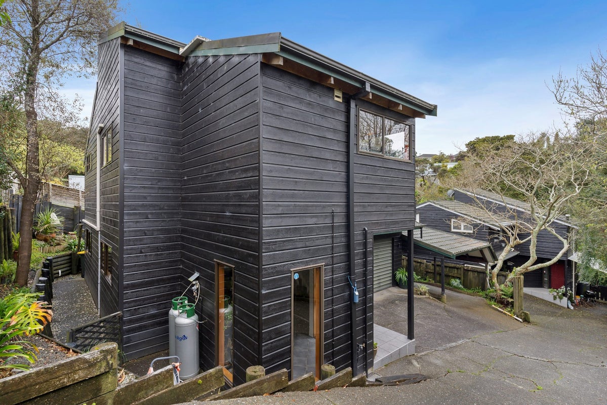 2/63 Raleigh Road, Northcote, Auckland - Carousel 30